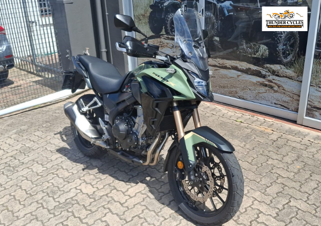 2023 Honda CB500X Image 1