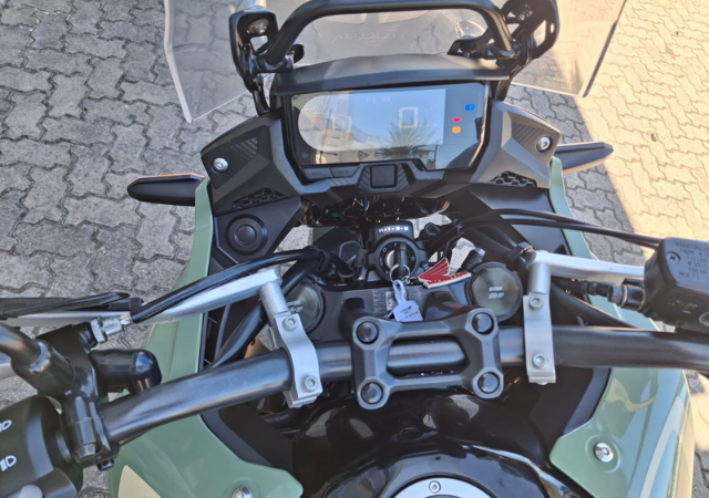 2023 Honda CB500X Image 2