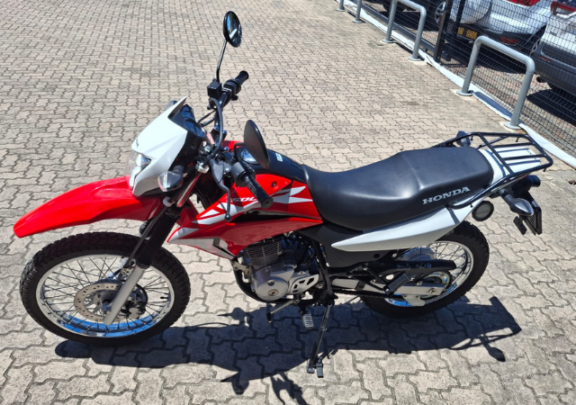 2025 Honda XR 150 Image 5